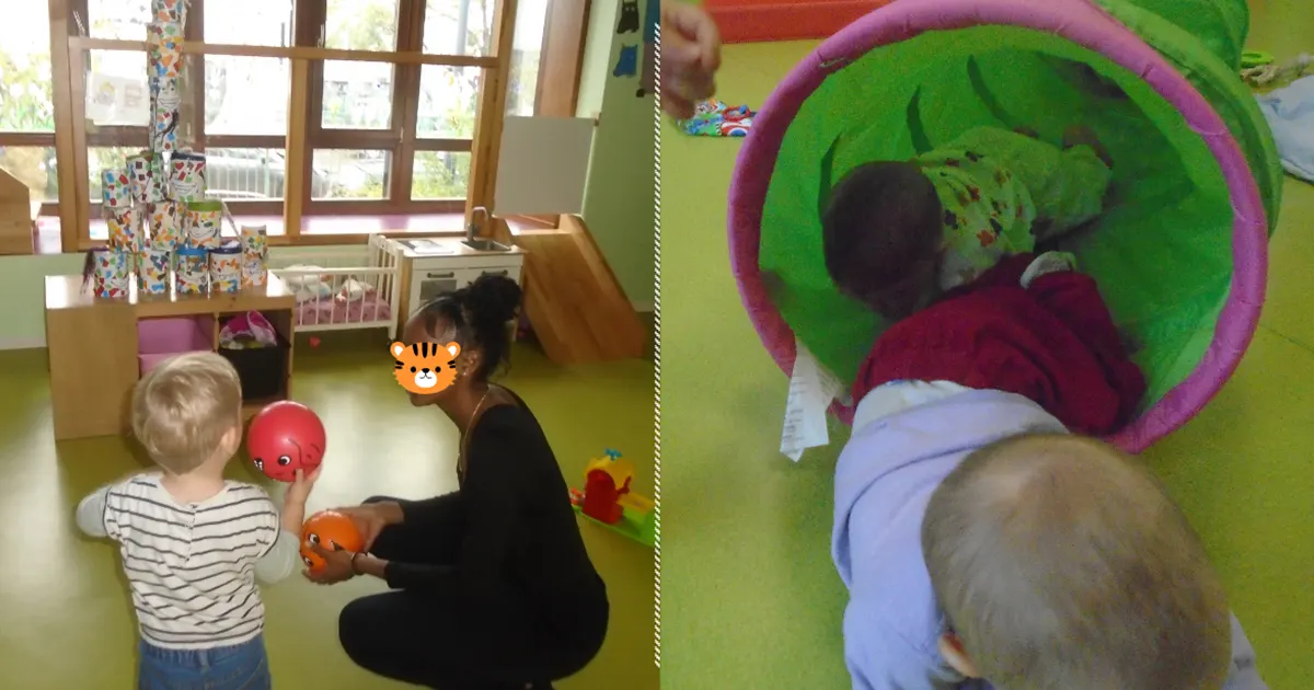 Professionnelle de la petite enfance accompagnant un enfant dans une activité en micro-crèche à Sélestat